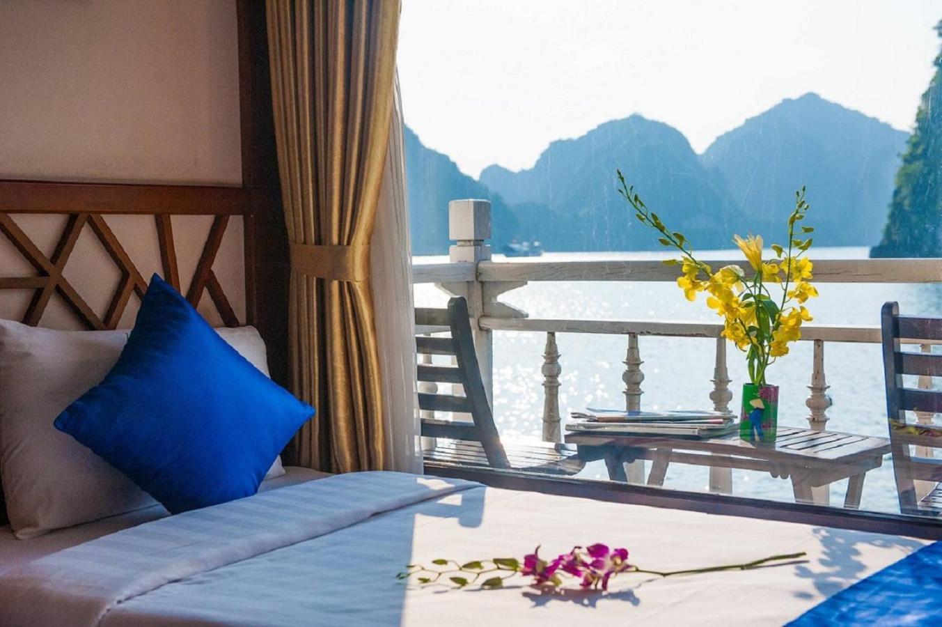 Royal Palace Cruise Ha Long Esterno foto