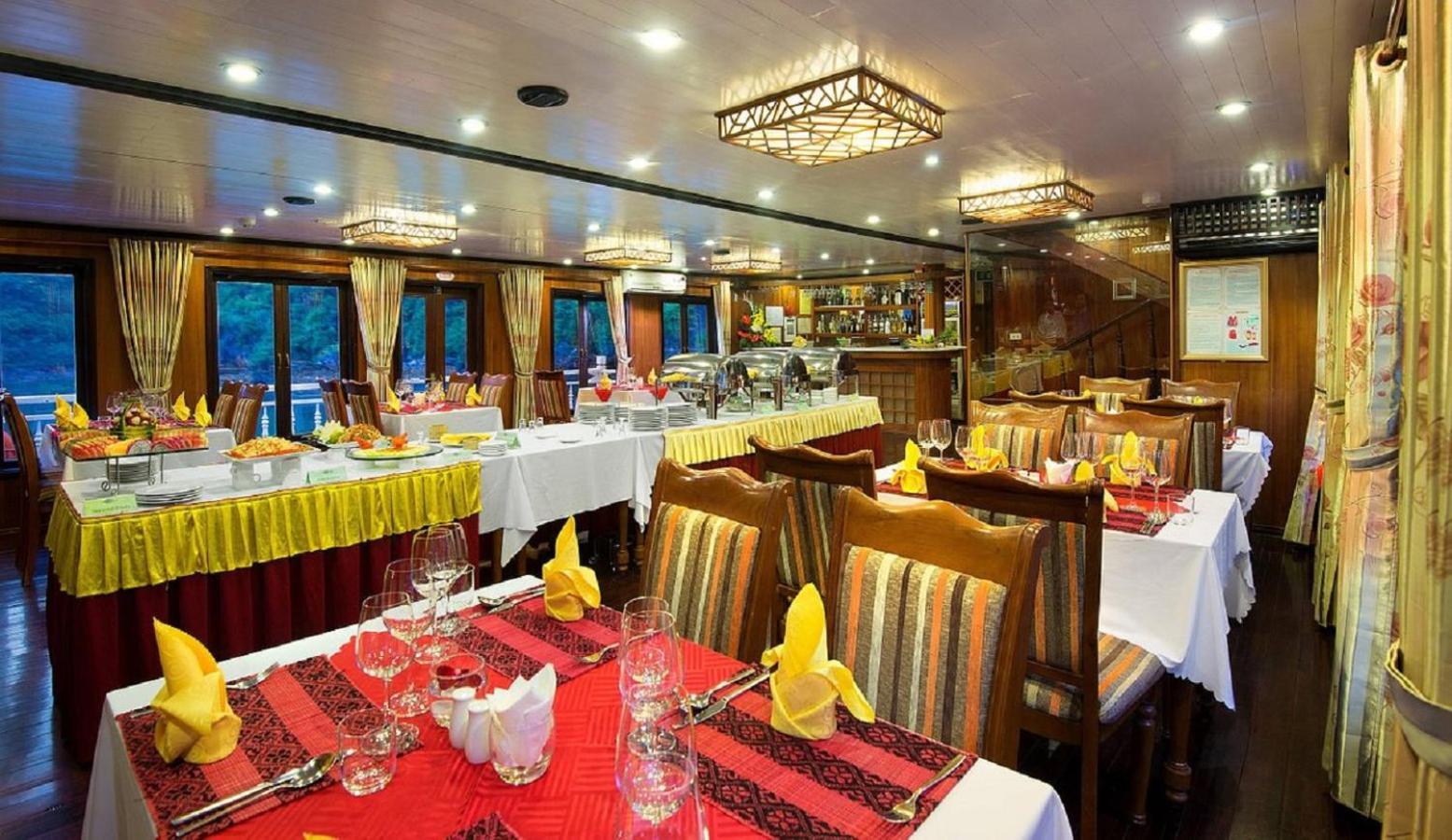 Royal Palace Cruise Ha Long Esterno foto