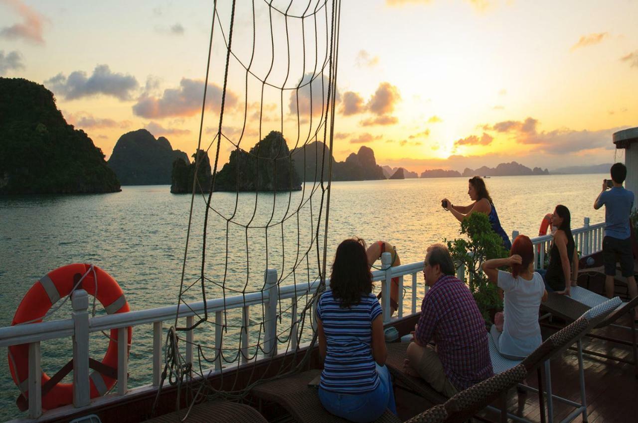Royal Palace Cruise Ha Long Esterno foto